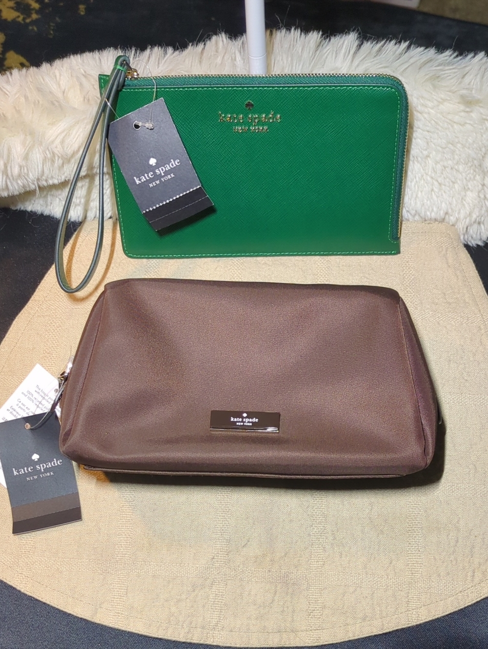 kate spade Green Leather Wristlet and Brown Travel Pouch Set NWT NOW ONLY $125